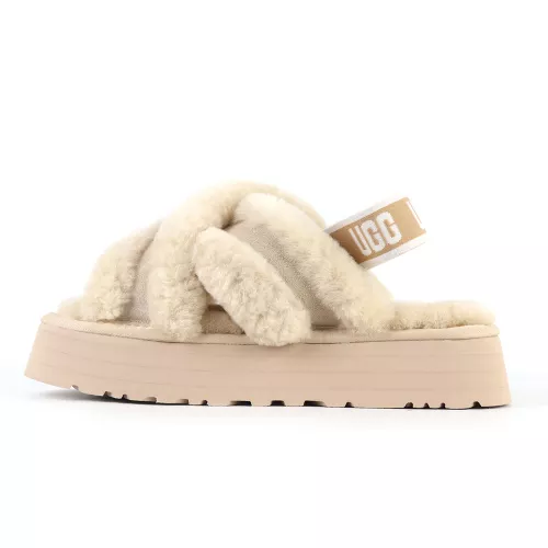 UGG DISCO CROSS SLIDE SAND