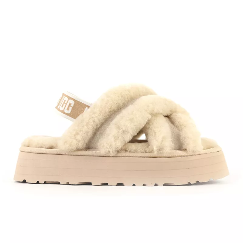 UGG DISCO CROSS SLIDE SAND UGG DISCO CROSS SLIDE SAND