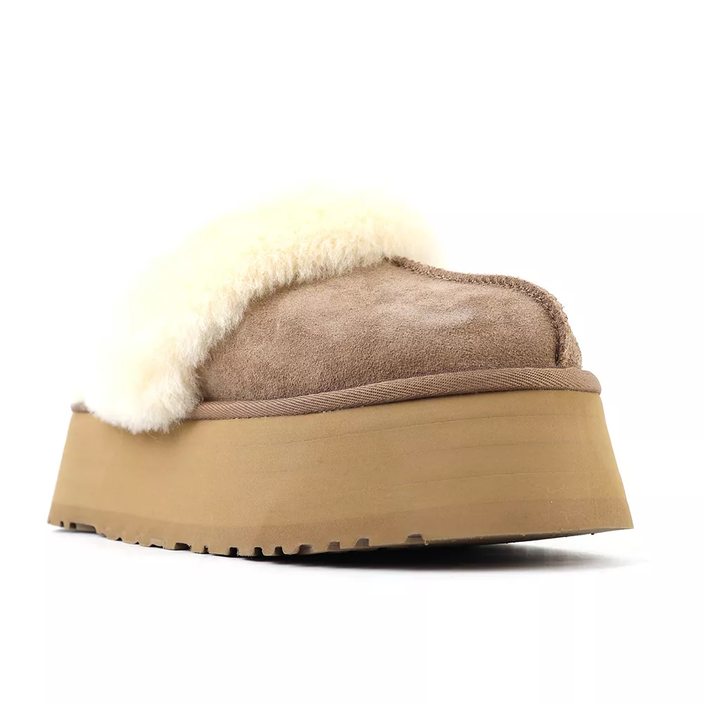 UGG SLIDE FUNKETTE PLATFORM SLIPPER CAPPUCCINO UGG SLIDE FUNKETTE PLATFORM SLIPPER CAPPUCCINO