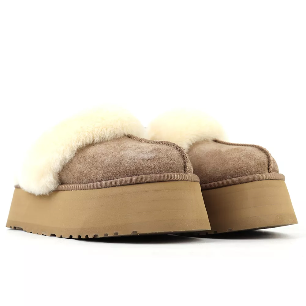 UGG SLIDE FUNKETTE PLATFORM SLIPPER CAPPUCCINO UGG SLIDE FUNKETTE PLATFORM SLIPPER CAPPUCCINO