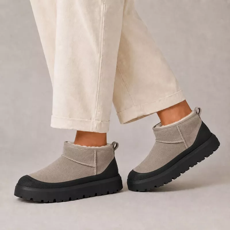 UGG ULTRA MINI WEATHER HYBRID SMOKE UGG ULTRA MINI WEATHER HYBRID SMOKE